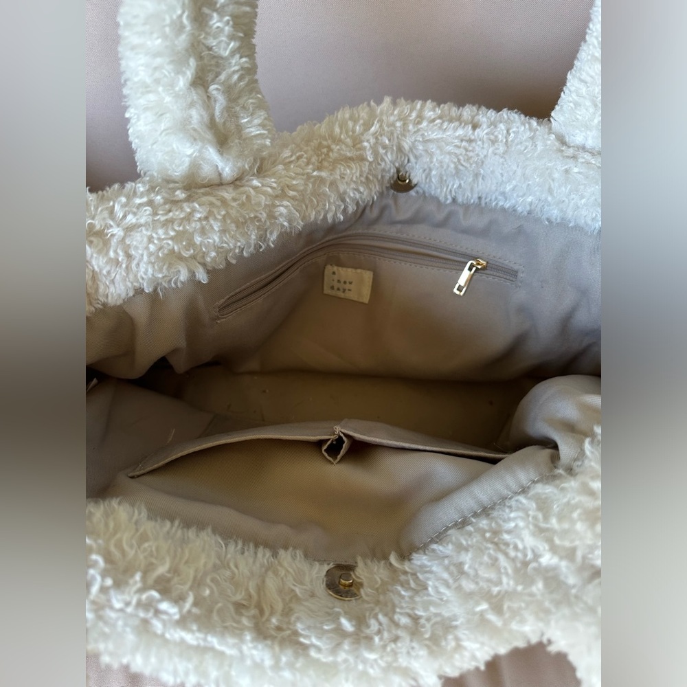 A New Day fuzzy tote in white - Picture 2 of 3
